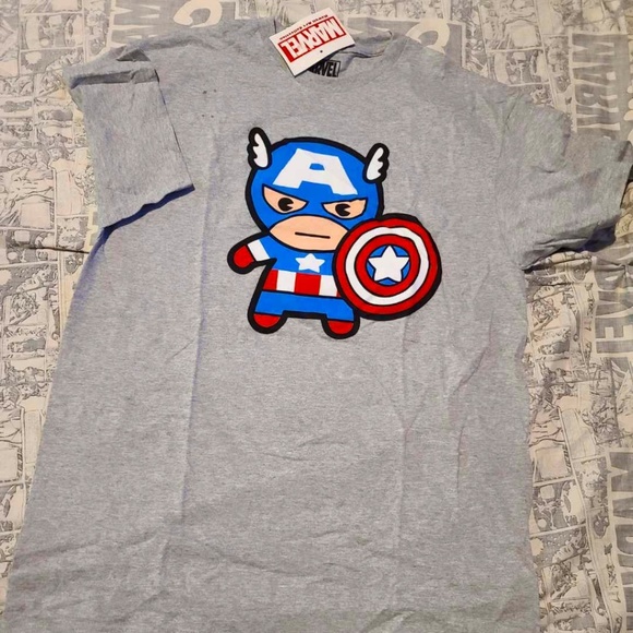 Captain America Kawaii Gray T-Shirt | FREE.... - Picture 1 of 3